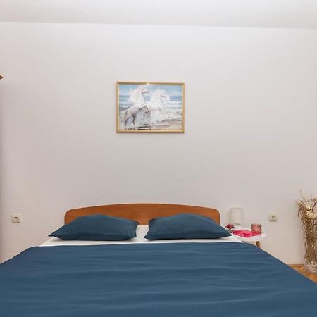 Skiljini Dvori - Studio-Apartman 1 Makarska Bagian luar foto