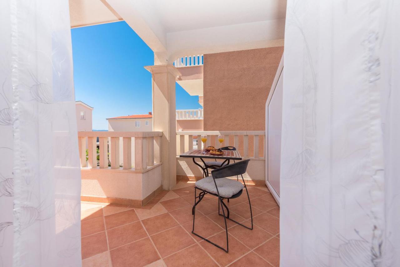 Skiljini Dvori - Studio-Apartman 1 Makarska Bagian luar foto