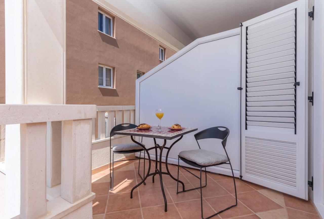 Skiljini Dvori - Studio-Apartman 1 Makarska Bagian luar foto