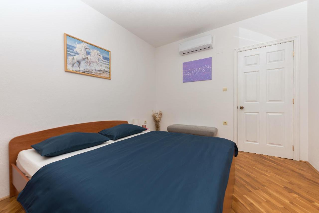 Skiljini Dvori - Studio-Apartman 1 Makarska Bagian luar foto
