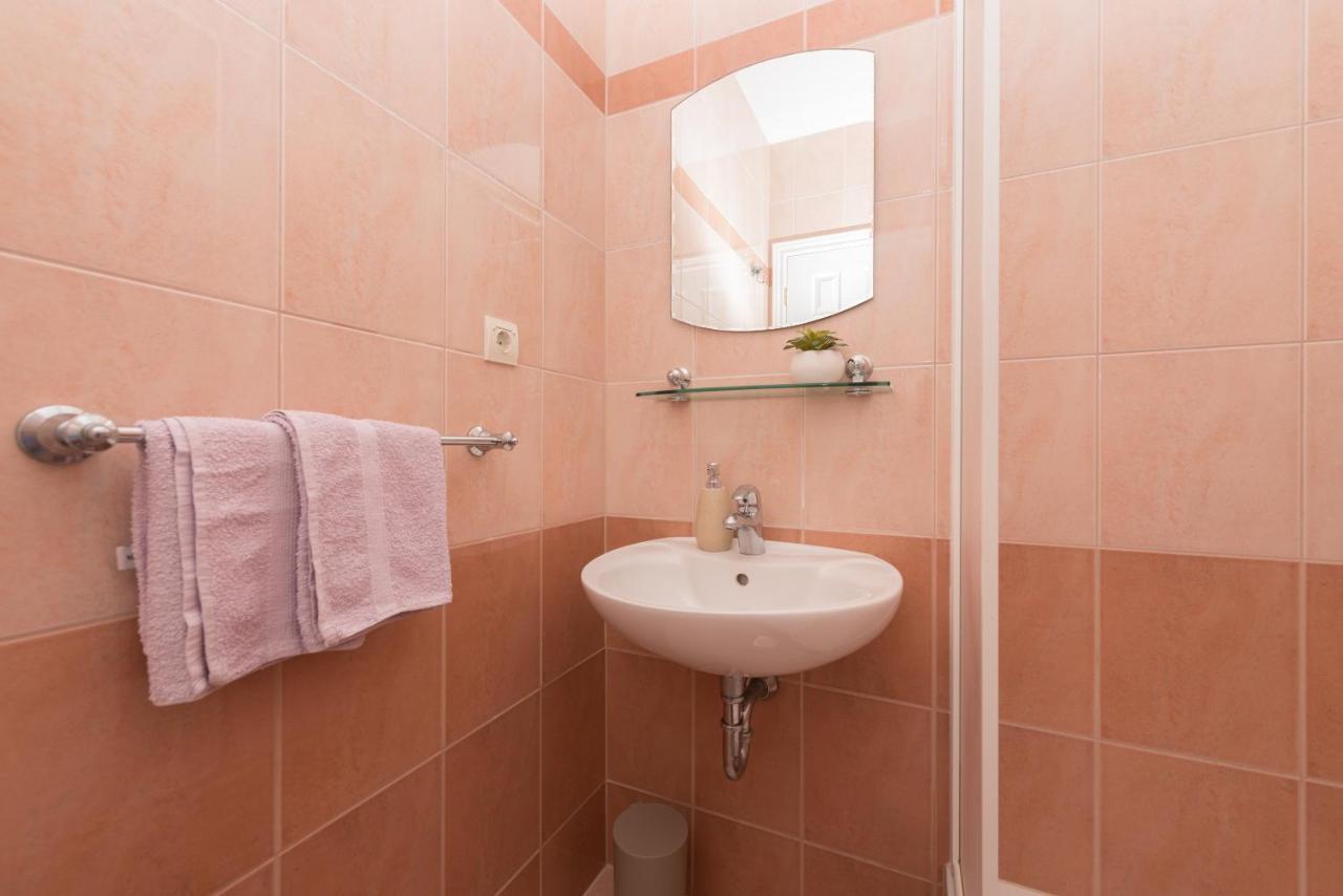 Skiljini Dvori - Studio-Apartman 1 Makarska Bagian luar foto