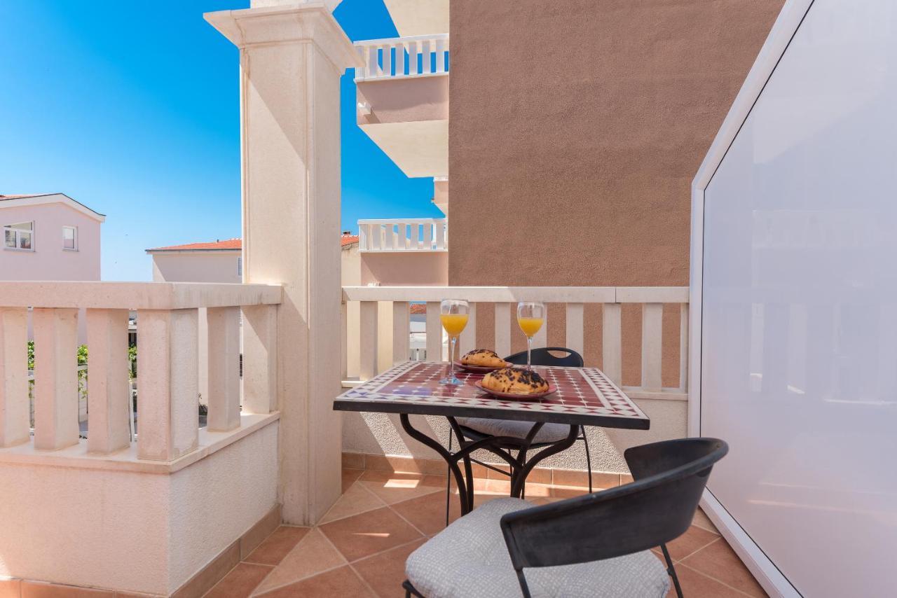 Skiljini Dvori - Studio-Apartman 1 Makarska Bagian luar foto